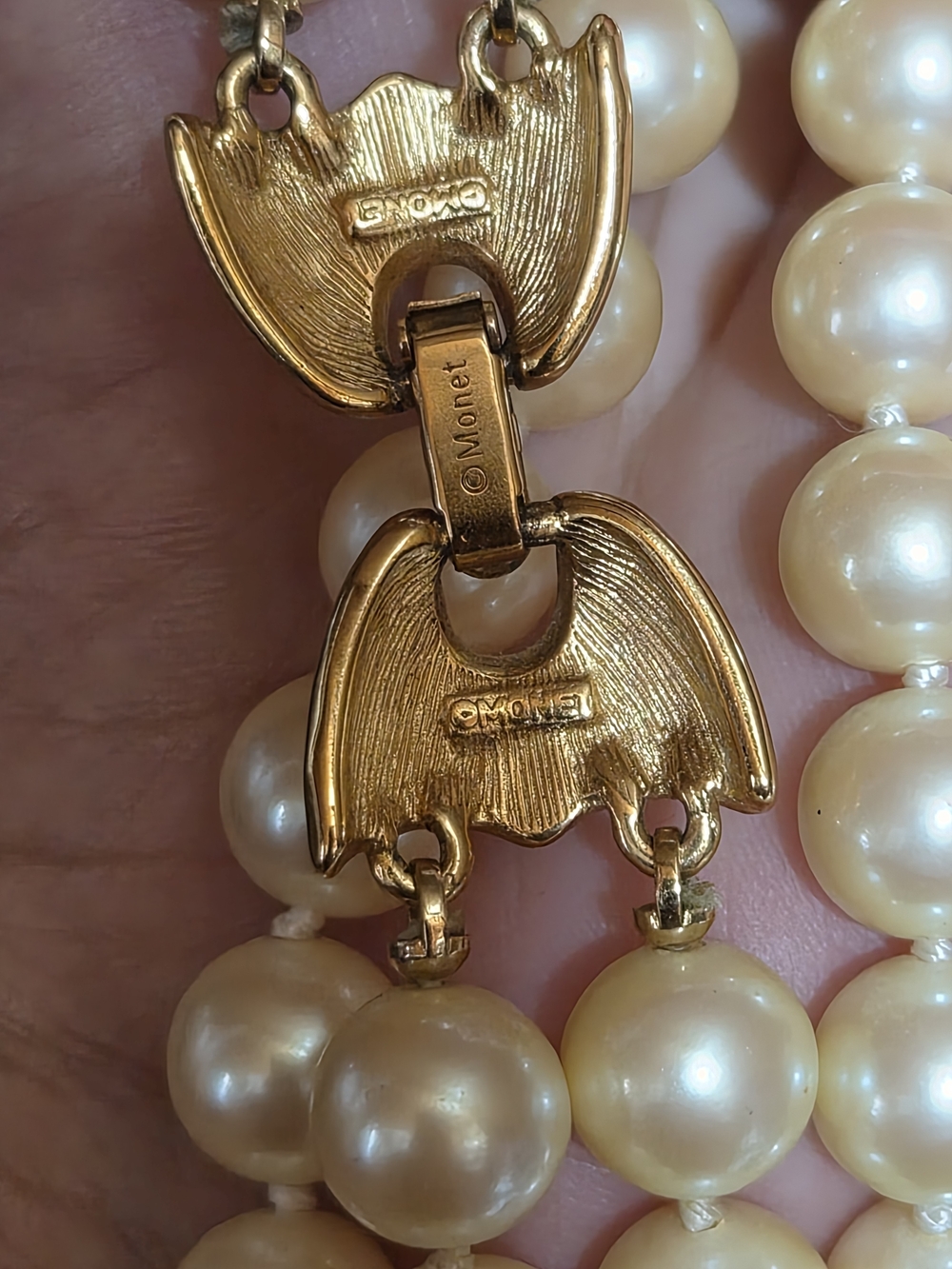 Monet Cream Glass Pearl Necklace with Gold Clasp
